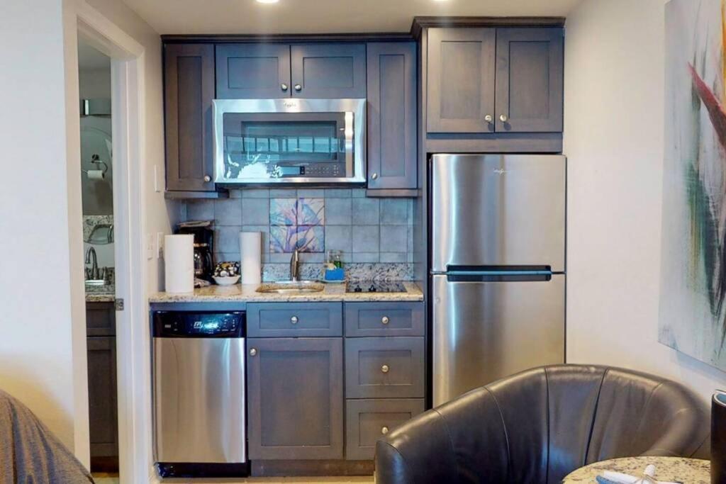 Sea Spray, Studio 114, Beach Steps Away! Pool+Wifi Ruskin Exterior foto