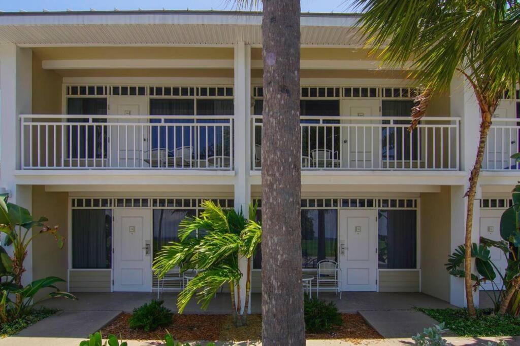Sea Spray, Studio 114, Beach Steps Away! Pool+Wifi Ruskin Exterior foto